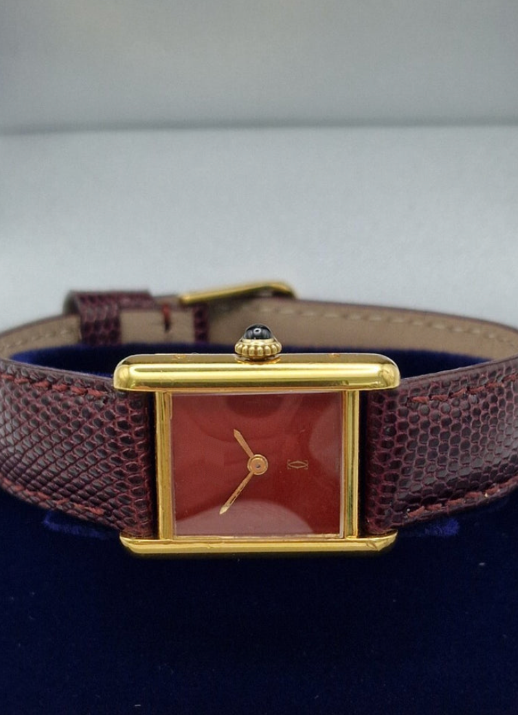 Ladies Tank Style Watch | Red Dial